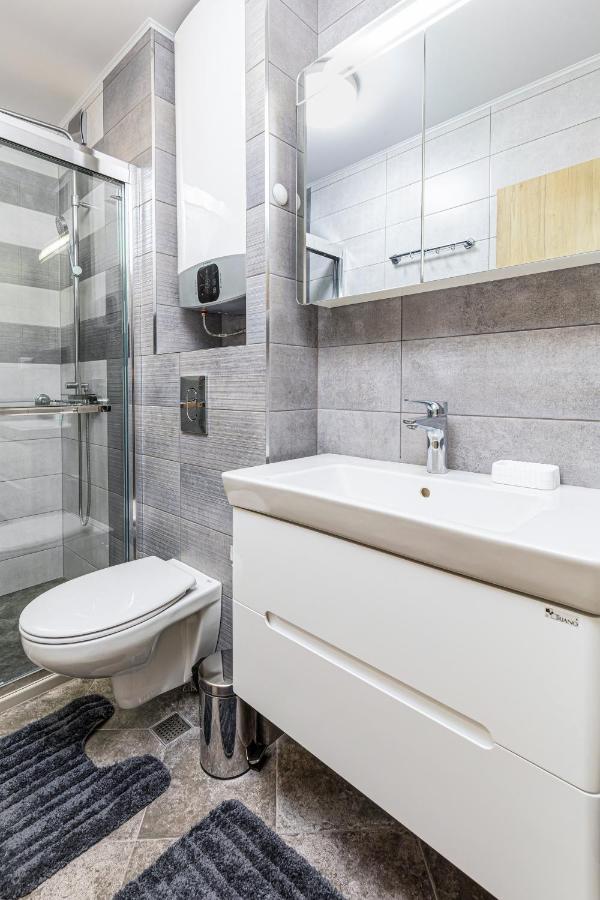 Stylish 1Bd Flat With A Parking Spot By Flat Mаnager Apartment พลอฟดิฟ ภายนอก รูปภาพ